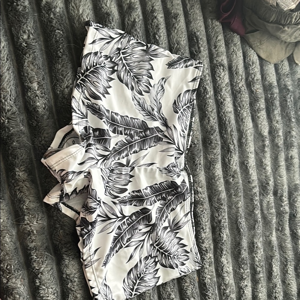 Black and White Leaf Print swim Shorts